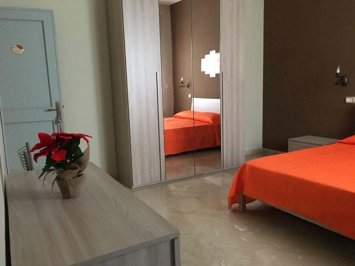 Zerosalento Casa Vacanze มอนเตโรนิดิเลชเช ภายนอก รูปภาพ