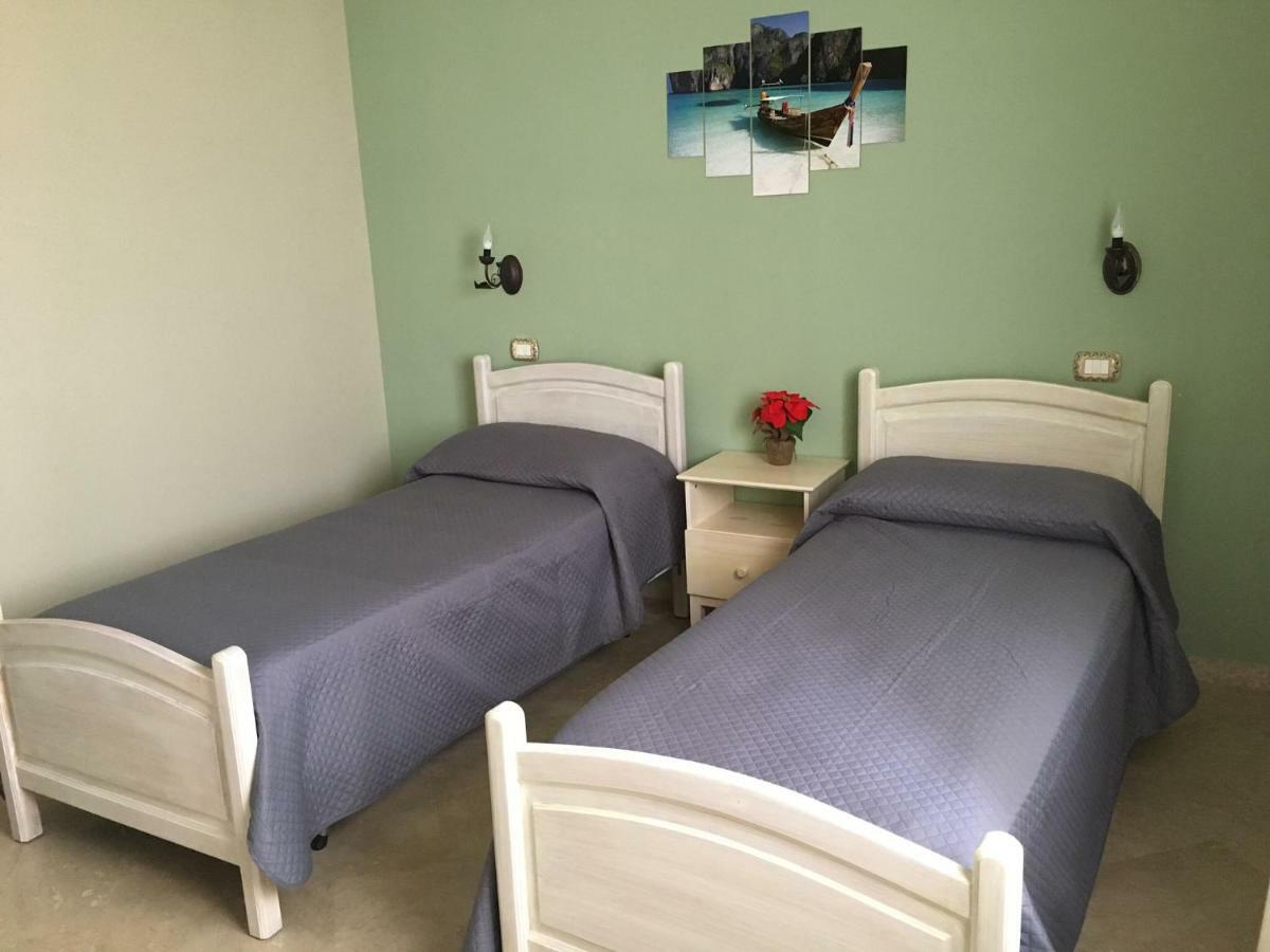 Zerosalento Casa Vacanze มอนเตโรนิดิเลชเช ภายนอก รูปภาพ